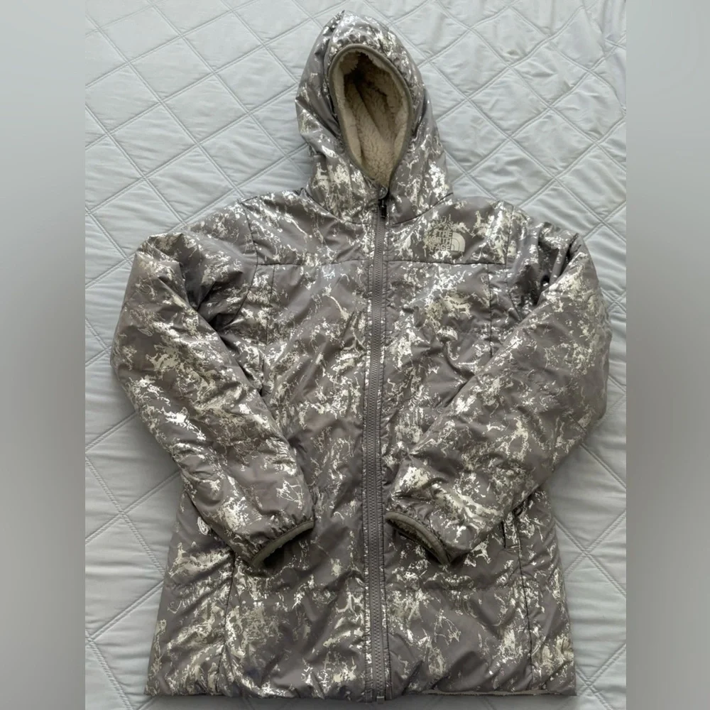 The North Face‎ Kids Reversible Metallic Gray Puffer Jacket